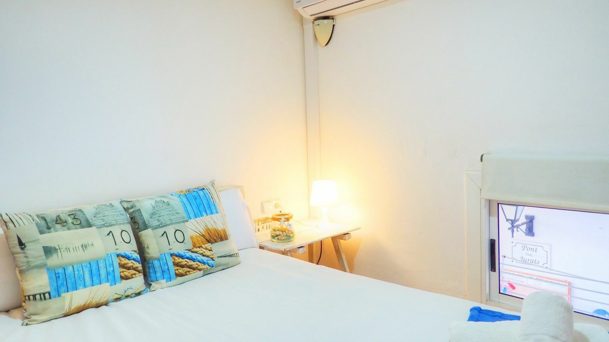 Calafat Apartment By Hello Apartments Sitges Ngoại thất bức ảnh